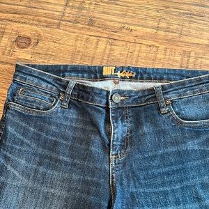 Kut from the cloth jeans, straight leg, relaxed fit